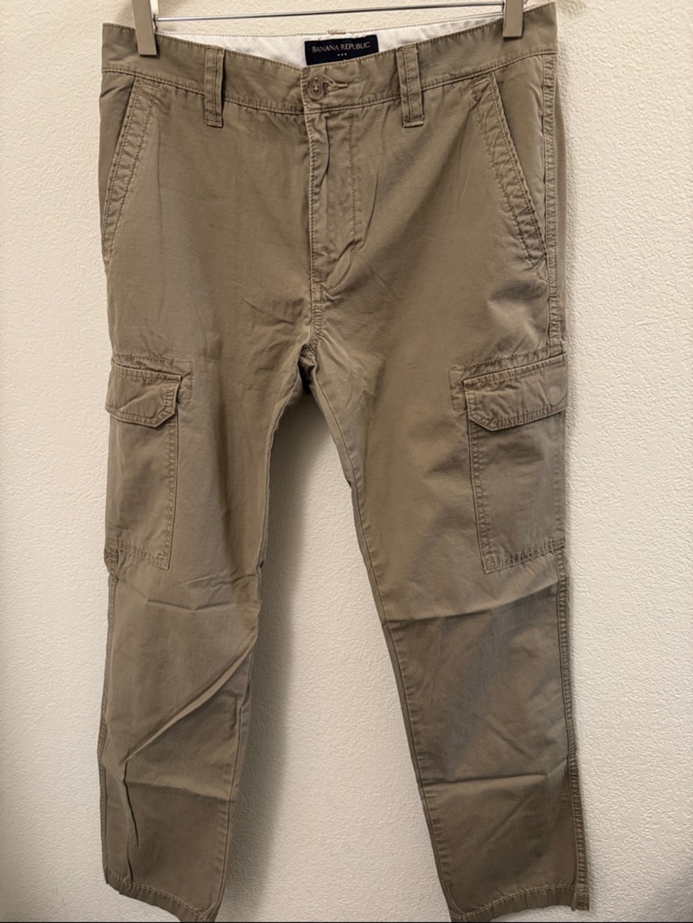 Banana Republic Men's Olive Khaki Cargo Pants